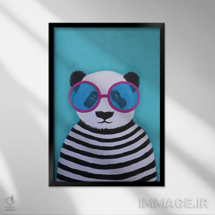 تابلو دکوراتیو پاندا راه راه با عینک آفتابی اثر کوکو د پاریس - نمای قابدار مشکی