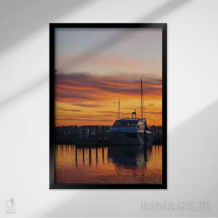 تابلو دکوراتیو سپیده دم در بندر کلینچ اثر کریستوفر توماس - نمای قابدار مشکی