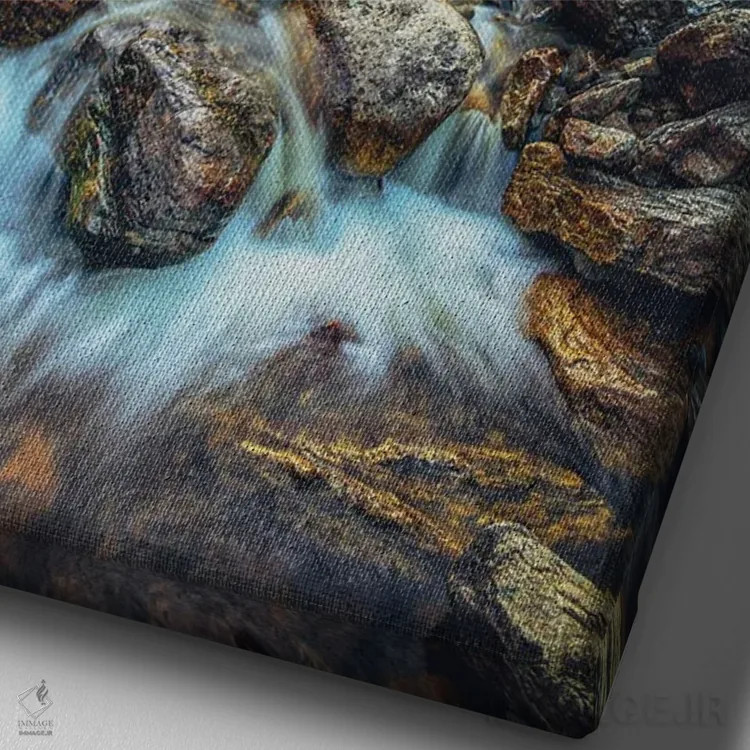 تابلو دکوراتیو آبشار فیش کریک اثر کریستوفر توماس - نمای نزدیک بافت بوم