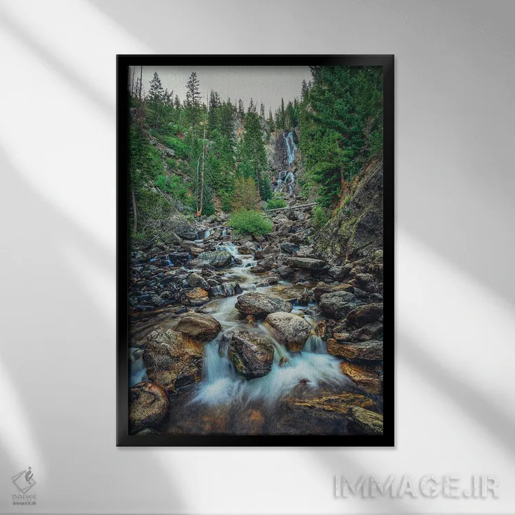 تابلو دکوراتیو آبشار فیش کریک اثر کریستوفر توماس - نمای قابدار مشکی