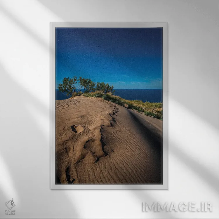 تابلو دکوراتیو تپه های شنی خرس خفته اثر کریستوفر توماس - نمای قابدار سفید