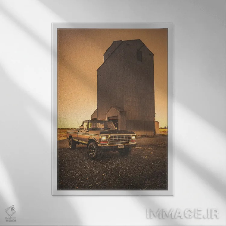 تابلو دکوراتیو فورد اف-۱۵۰ مدل ۱۹۷۹ سفارشی اثر کریستوفر توماس - نمای قابدار سفید