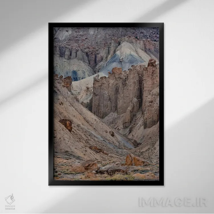 تابلو دکوراتیو چشم انداز دره بزرگ اثر کریستوفر توماس - نمای قابدار مشکی