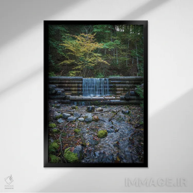 تابلو دکوراتیو آبشار آیارگو اسپرینگز اثر کریستوفر توماس - نمای قابدار مشکی