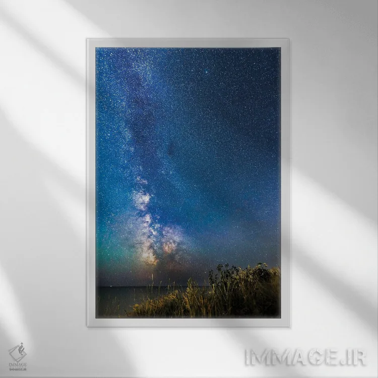 تابلو دکوراتیو راه آبی اثر چاد پاول - نمای قابدار سفید