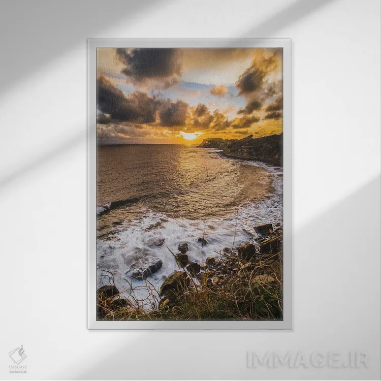 تابلو دکوراتیو غروب در خلیج مانت اثر چاد پاول - نمای قابدار سفید