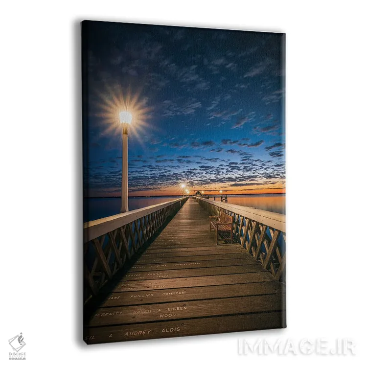 تابلو دکوراتیو اسکله یارموث در شب اثر چاد پاول - نمای پرسپکتیو محصول