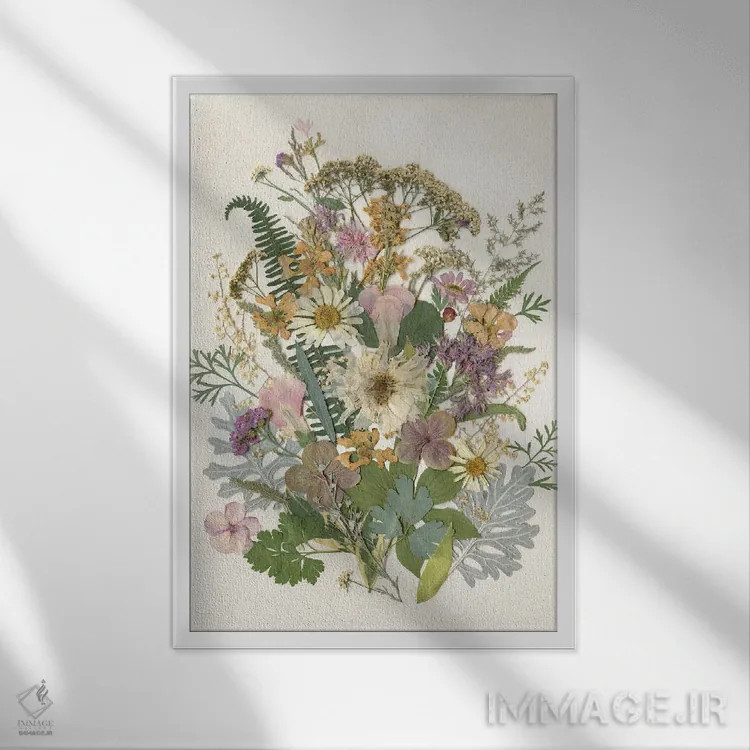 تابلو دکوراتیو دسته گل ارگانیک II اثر کارول رابینسون - نمای قابدار سفید