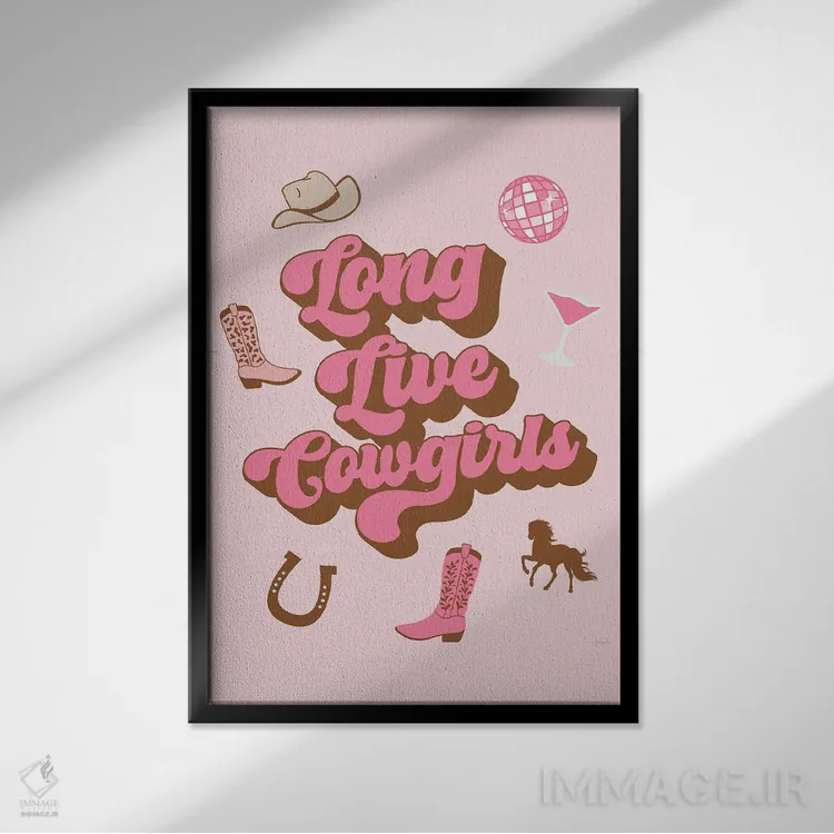 تابلو دکوراتیو زنده باد دختران گاوچران اثر ناتالی کارپنتری - نمای قابدار مشکی