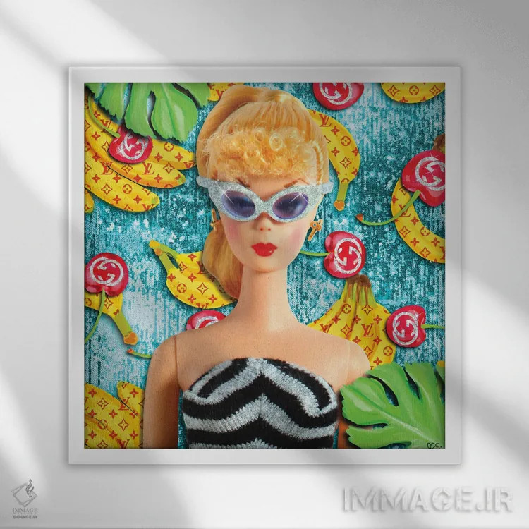 تابلو دکوراتیو باربی موزی ها اثر جسیکا استمپل - نمای قابدار سفید