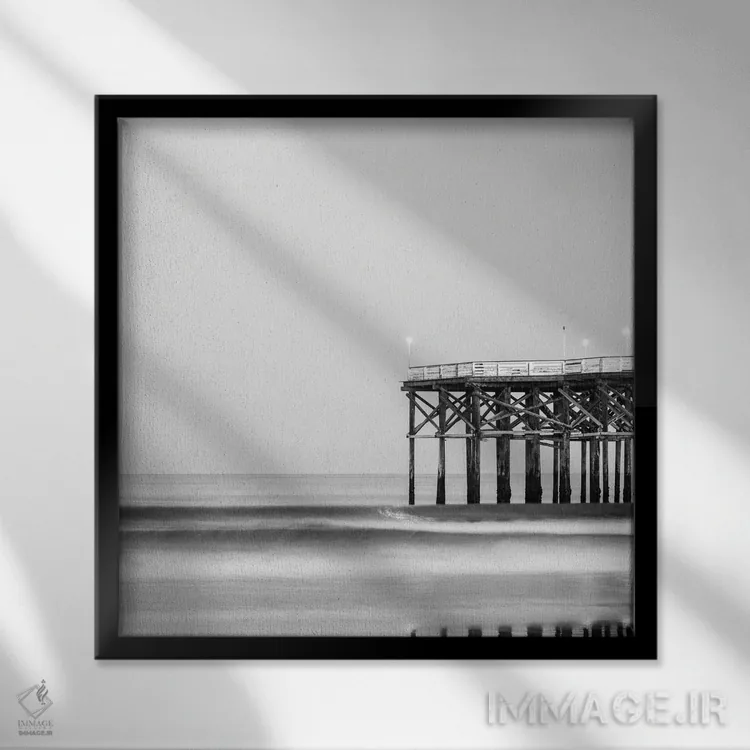 تابلو دکوراتیو پایان اسکله کریستال اثر جوزف اس. جیاکالونه - نمای قابدار مشکی