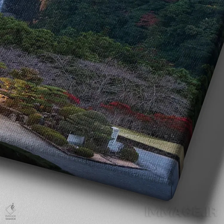 تابلو دکوراتیو Kumano Nachi-Taisha, Japan,پاگودای سه طبقه با آبشار ناچی در پس… اثر یان بکه - نمای نزدیک بافت بوم