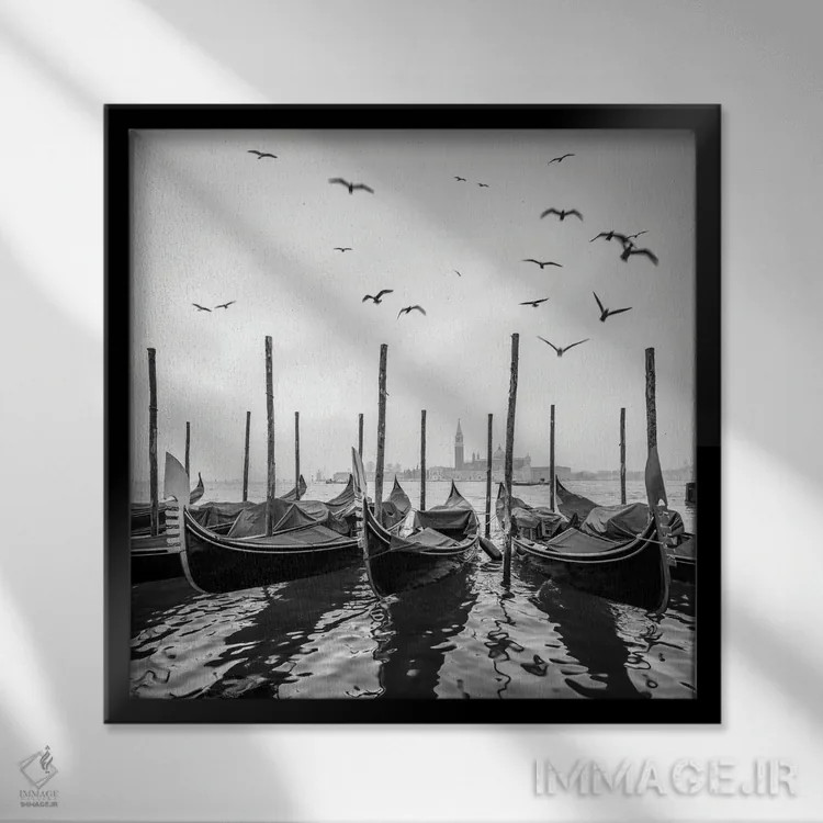 تابلو دکوراتیو Venice, Italy,گوندولاها در مقابل جزیره سان جورجیو ماجیوره، ونیز… اثر یان بکه - نمای قابدار مشکی