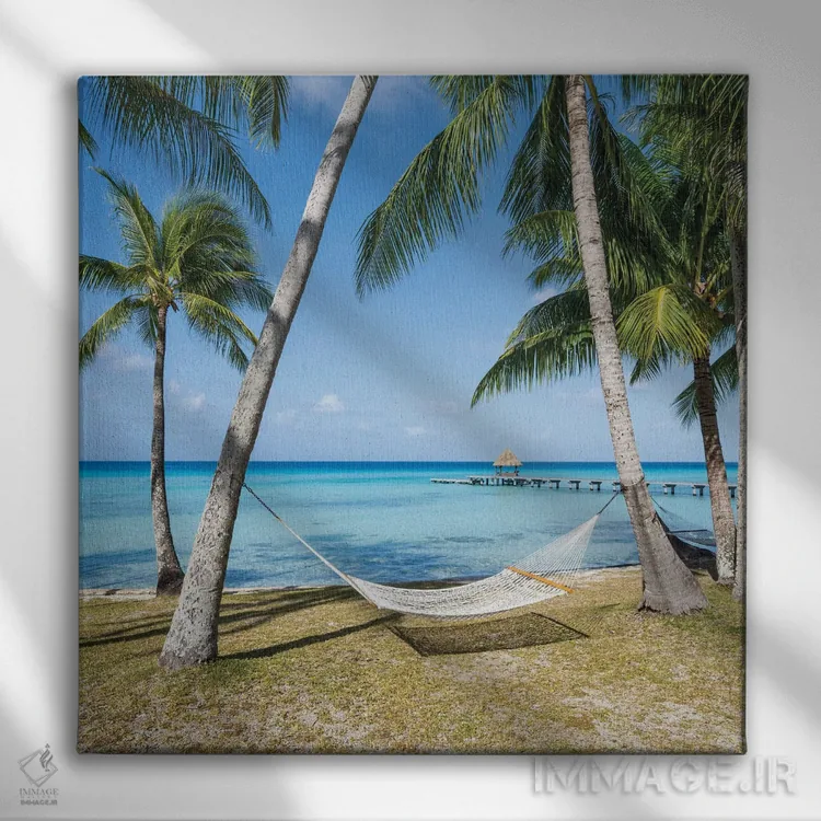 تابلو دکوراتیو French Polynesia,تعطیلات تابستانی آرامش بخش در تخت آویز در ساحل… اثر یان بکه - نمای روبهرو روی دیوار