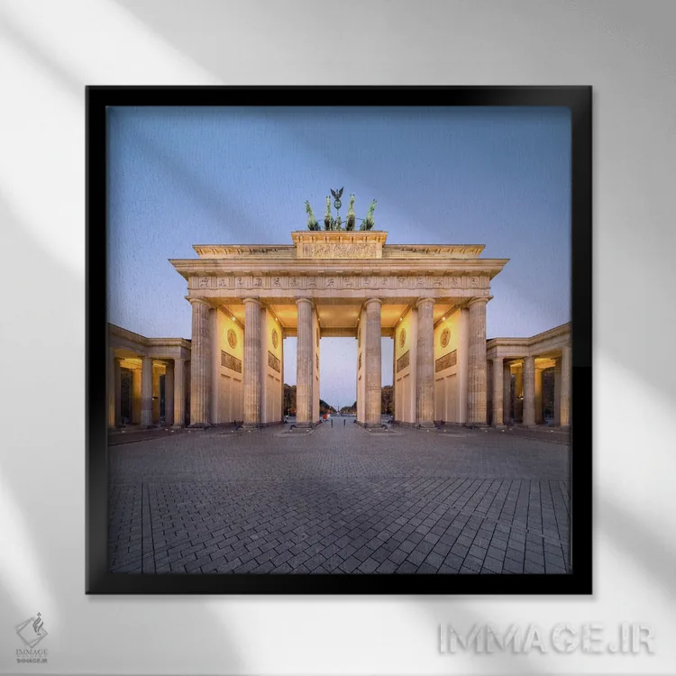 تابلو دکوراتیو Berlin, Germany,دروازه براندنبورگ ، برلین، آلمان اثر یان بکه - نمای قابدار مشکی