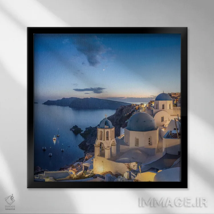 تابلو دکوراتیو Santorini, Greece,کلیسای گنبد آبی در اویا در غروب، سانتورینی، ی… اثر یان بکه - نمای قابدار مشکی