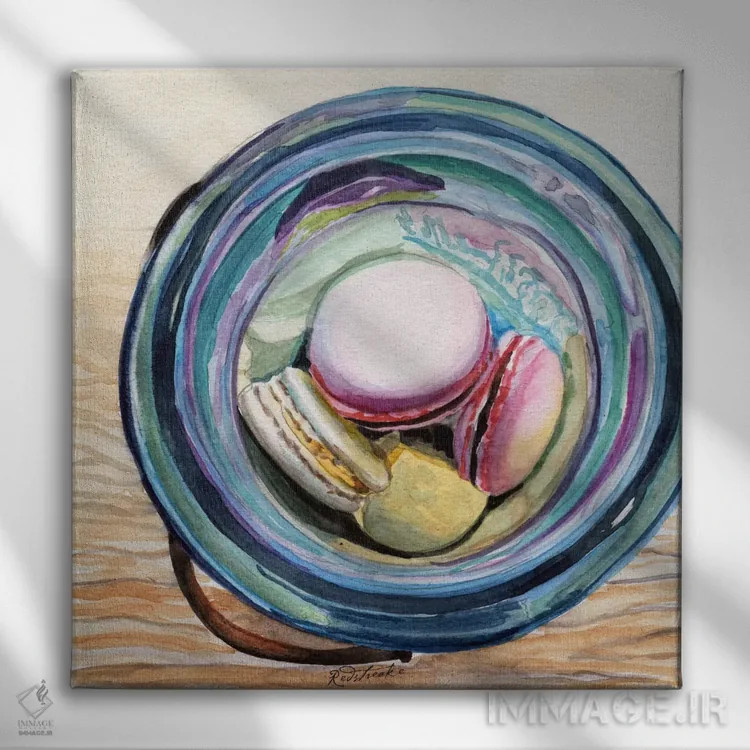 تابلو دکوراتیو شیشه ی Ball پر از ماکارون اثر جنیفر رداستریک - نمای روبهرو روی دیوار