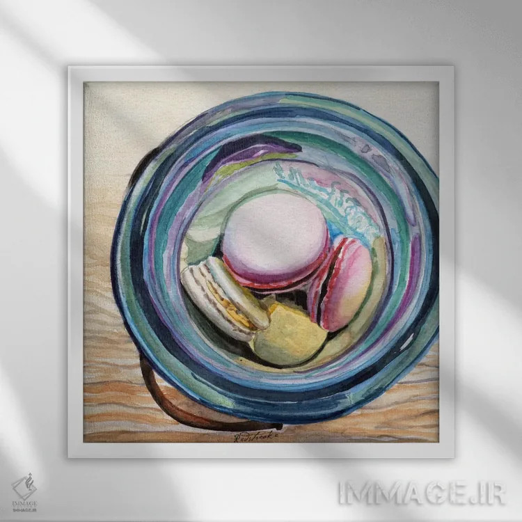 تابلو دکوراتیو شیشه ی Ball پر از ماکارون اثر جنیفر رداستریک - نمای قابدار سفید