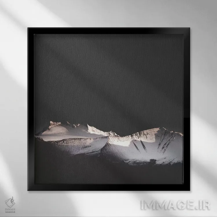 تابلو دکوراتیو کوه های سیاه اثر جو شاتر - نمای قابدار مشکی