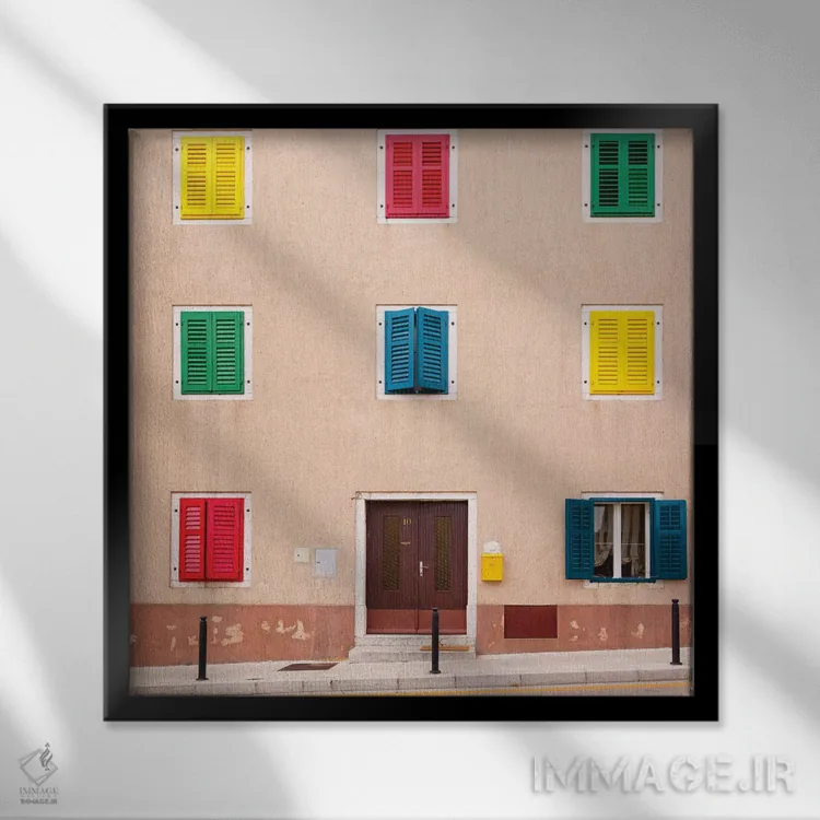 تابلو دکوراتیو Vrsar. Building with colorful shutters.,کرواسی، ورسار. ساختم… اثر جینز گالری - نمای قابدار مشکی