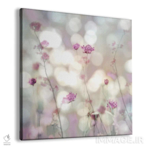 تابلو دکوراتیو چمنزار گلدار II اثر کیت کاریگان - نمای پرسپکتیو محصول