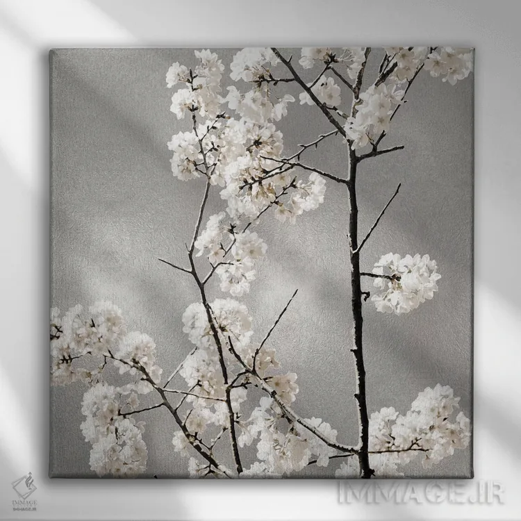 تابلو دکوراتیو شکوفه های نقره ای II اثر کیت بنت - نمای روبهرو روی دیوار