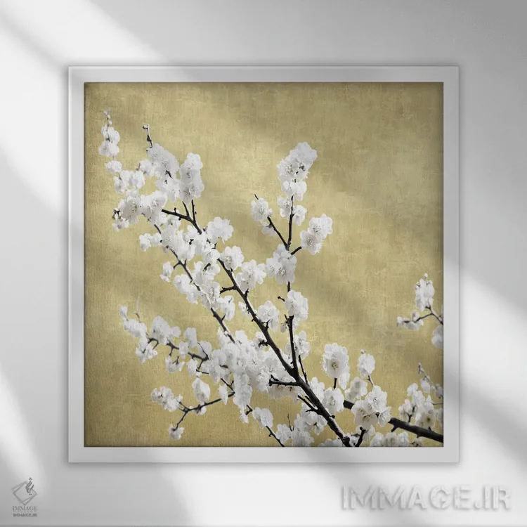 تابلو دکوراتیو شکوفه ها بر زمینه طلایی I اثر کیت بنت - نمای قابدار سفید