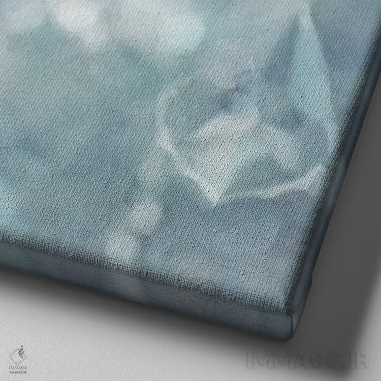 تابلو مدرن لوستر آبی فرانسوی اثر کاترینا جونز - نمای نزدیک بافت بوم