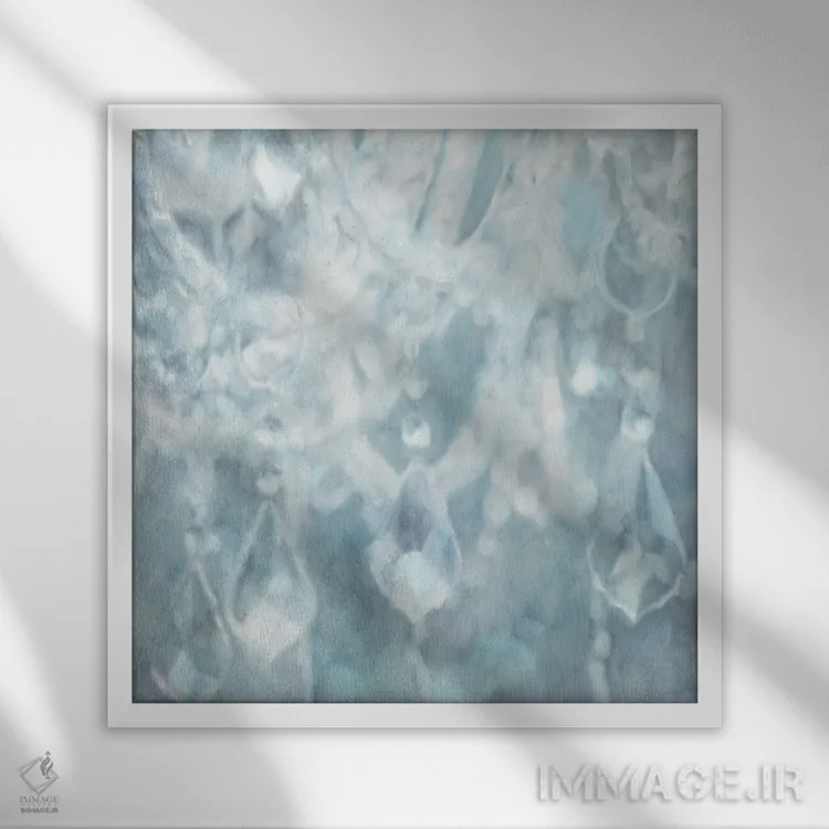تابلو مدرن لوستر آبی فرانسوی اثر کاترینا جونز - نمای قابدار سفید