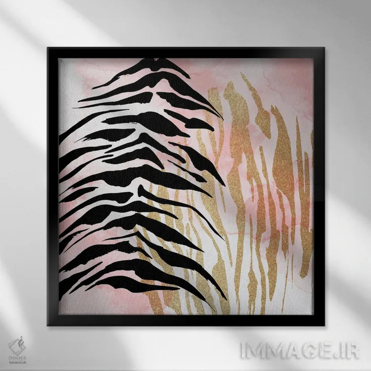 تابلو دکوراتیو حیوان شیک I اثر کیمبرلی آلن - نمای قابدار مشکی