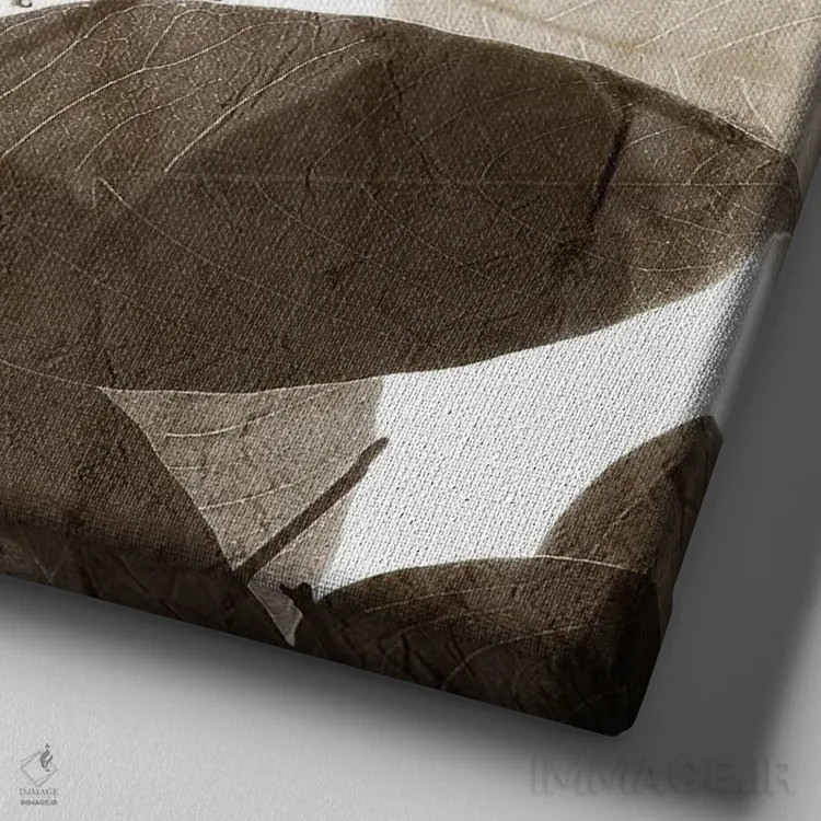 تابلو مینیمال برگ های شکلاتی I اثر کیمبرلی آلن - نمای نزدیک بافت بوم