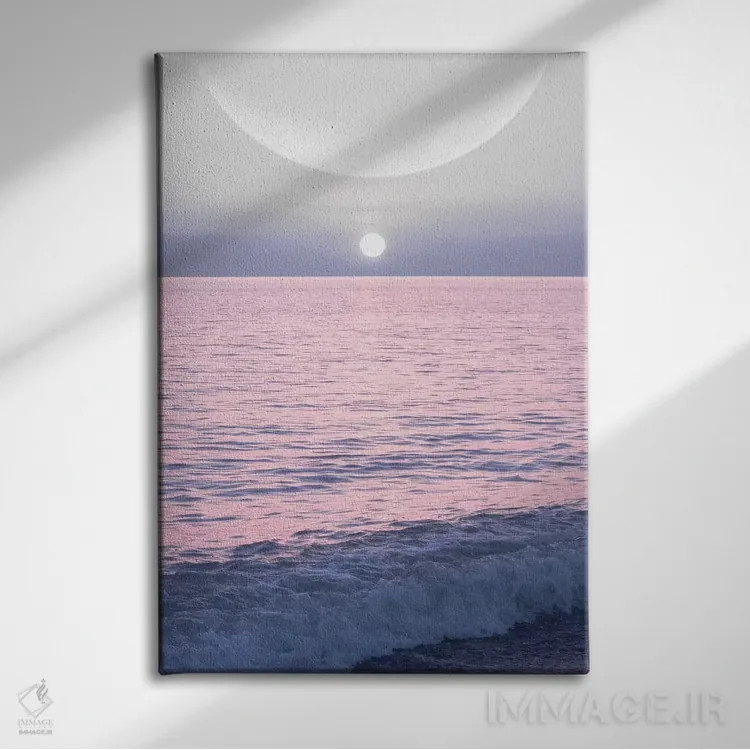 تابلو دکوراتیو ماه و خورشید روی دریا اثر امانوئلا کاراتونی - نمای روبهرو روی دیوار