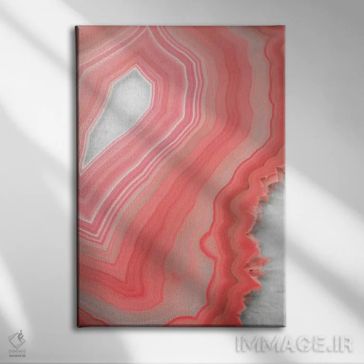 تابلو انتزاعی عقیق مرجانی اثر امانوئلا کاراتونی - نمای روبهرو روی دیوار