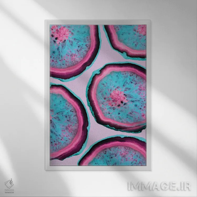 تابلو انتزاعی عقیق های فلورسنتی اثر امانوئلا کاراتونی - نمای قابدار سفید