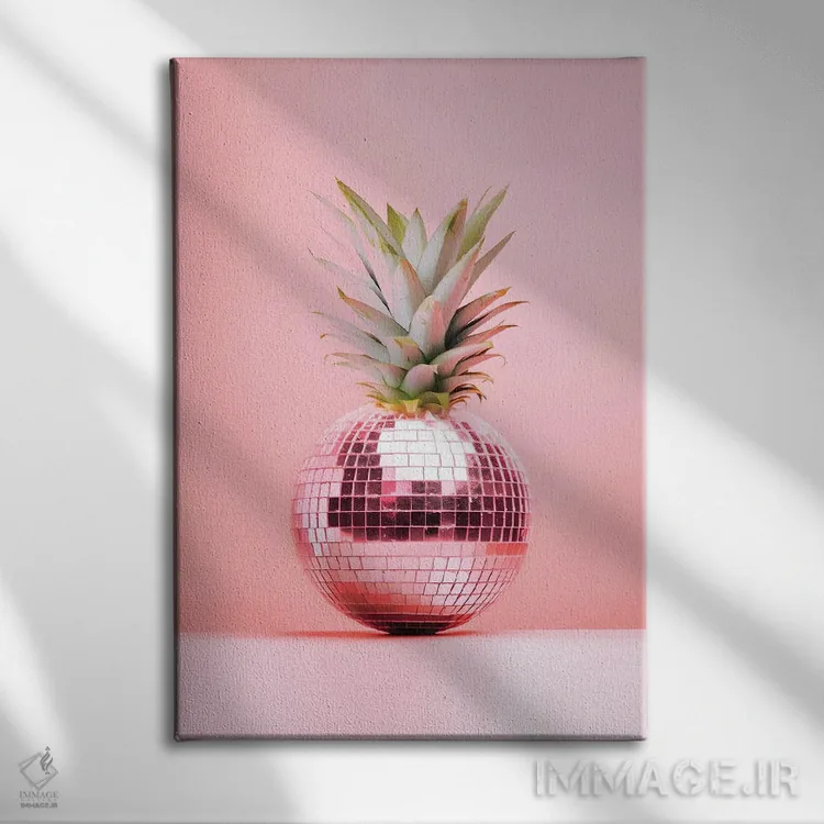 تابلو دکوراتیو آناناس هلو فاز اثر امانوئلا کاراتونی - نمای روبهرو روی دیوار