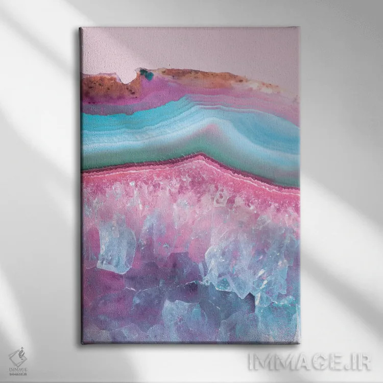 تابلو انتزاعی عقیق پاستلی اثر امانوئلا کاراتونی - نمای روبهرو روی دیوار