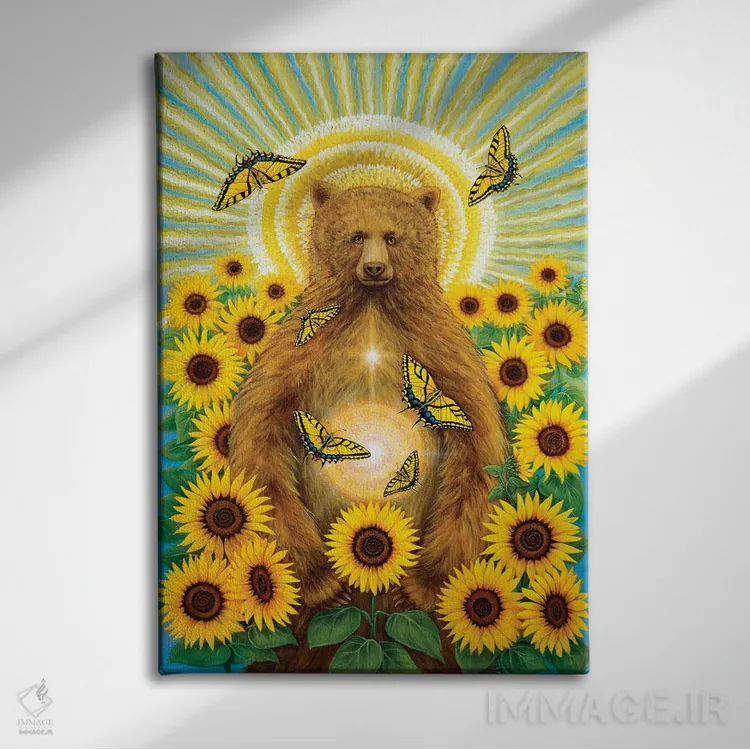 تابلو دکوراتیو خرس خورشیدی اثر کتی مک کللند - نمای روبهرو روی دیوار
