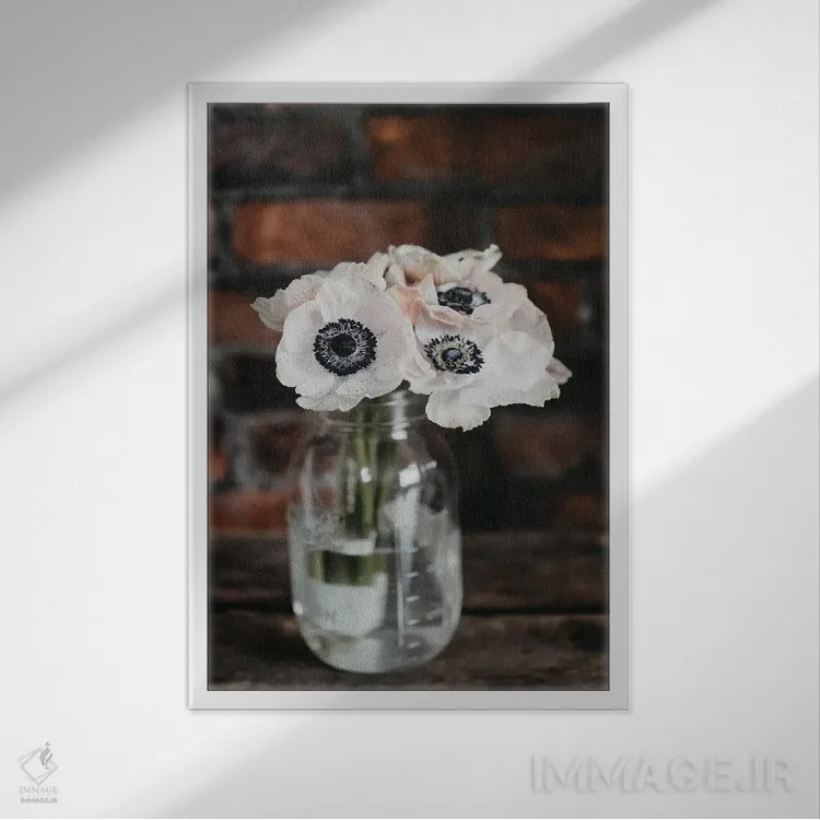 تابلو دکوراتیو شقایق های صورتی اثر چلسیا ویکتوریا - نمای قابدار سفید