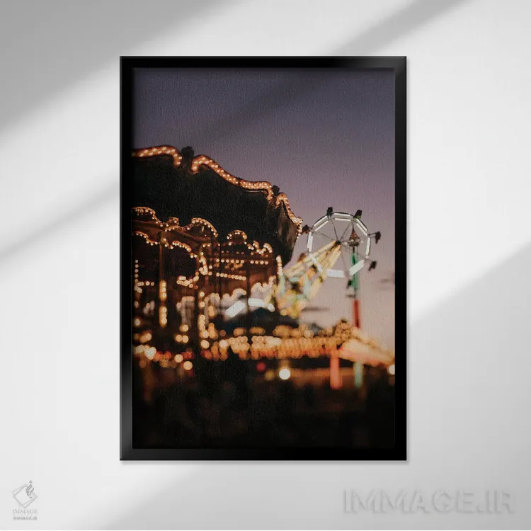 تابلو دکوراتیو امبره ماه اوت اثر چلسیا ویکتوریا - نمای قابدار مشکی