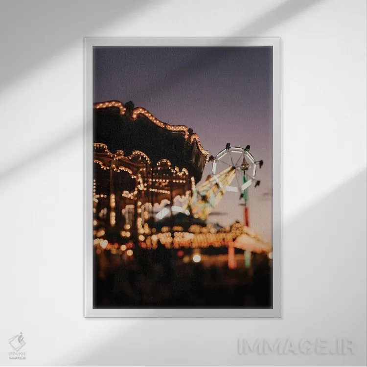 تابلو دکوراتیو امبره ماه اوت اثر چلسیا ویکتوریا - نمای قابدار سفید