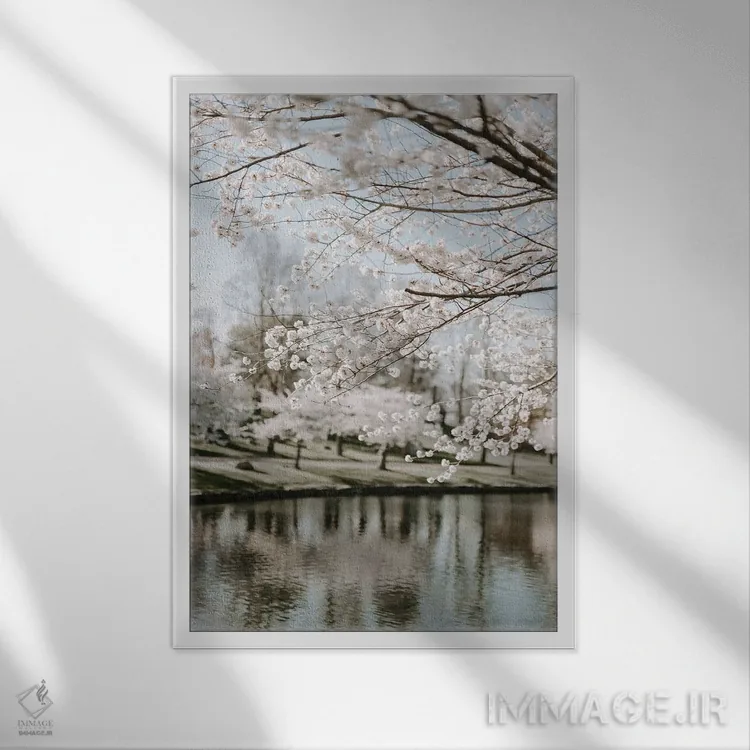 تابلو دکوراتیو شکوفه ها کنار آب اثر چلسیا ویکتوریا - نمای قابدار سفید