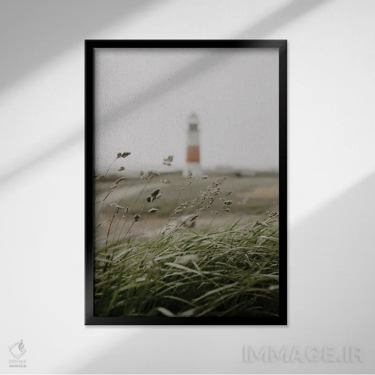 تابلو دکوراتیو مسیر فانوس دریایی اثر چلسیا ویکتوریا - نمای قابدار مشکی