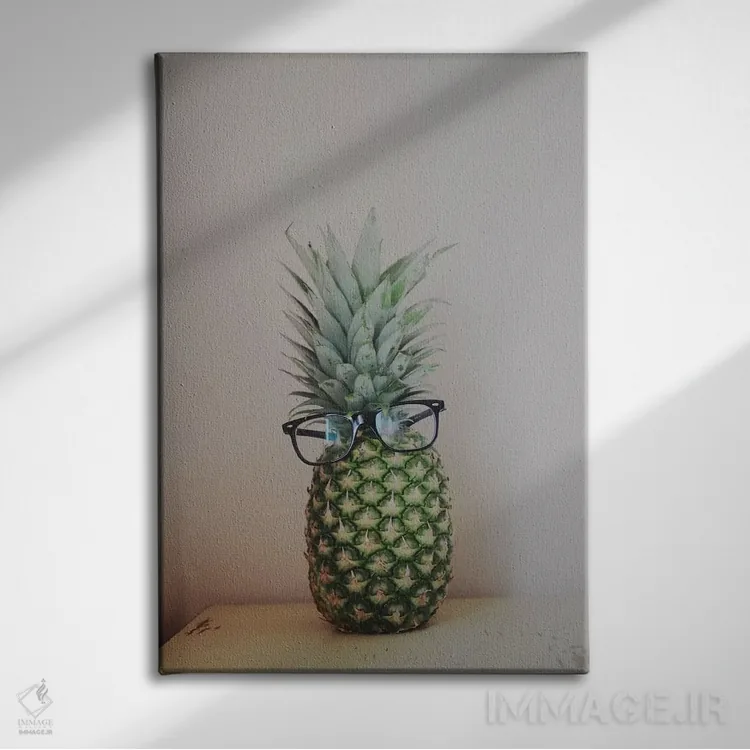 تابلو دکوراتیو آقای آناناس اثر چلسیا ویکتوریا - نمای روبهرو روی دیوار