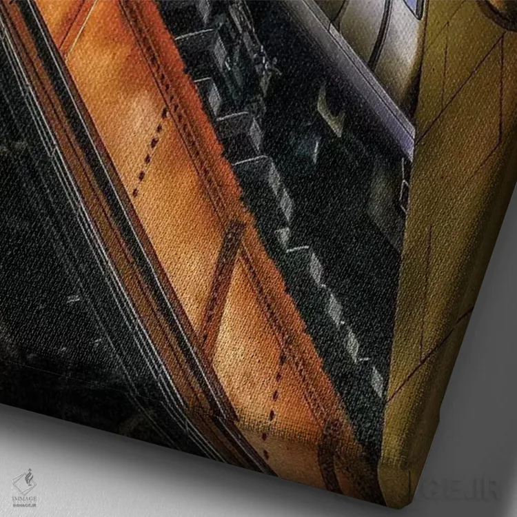 تابلو دکوراتیو اکسپرس مالی اثر کیتلین ورا - نمای نزدیک بافت بوم