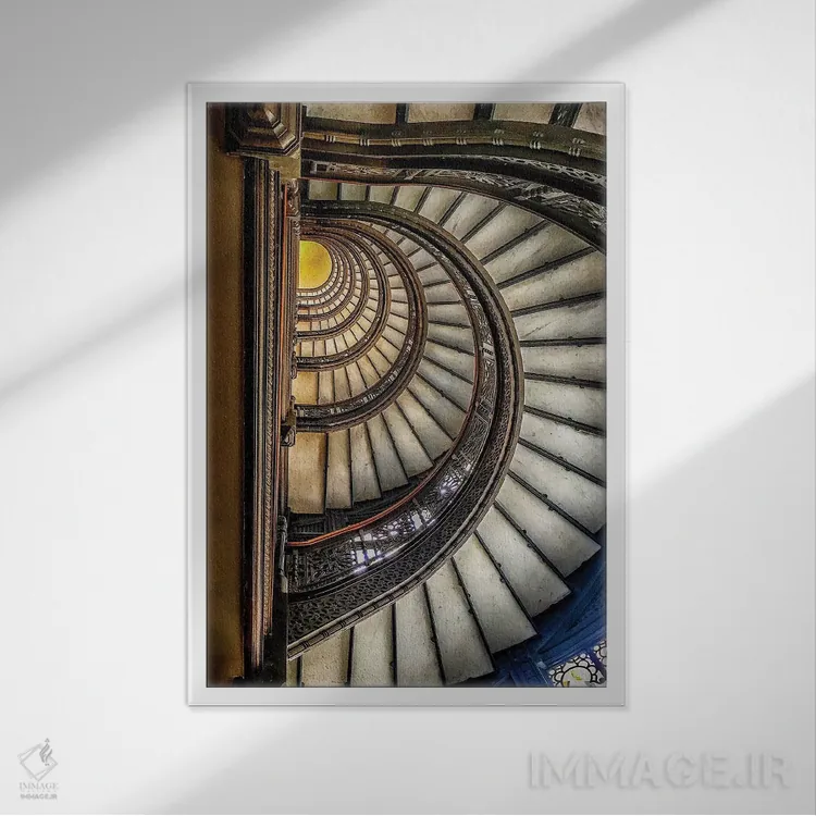 تابلو دکوراتیو پلکانی به آسمان اثر کیتلین ورا - نمای قابدار سفید