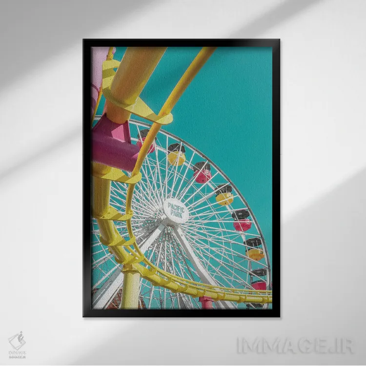 تابلو دکوراتیو چرخ اقیانوس آرام ۲ اثر کارلوس وارگاس - نمای قابدار مشکی