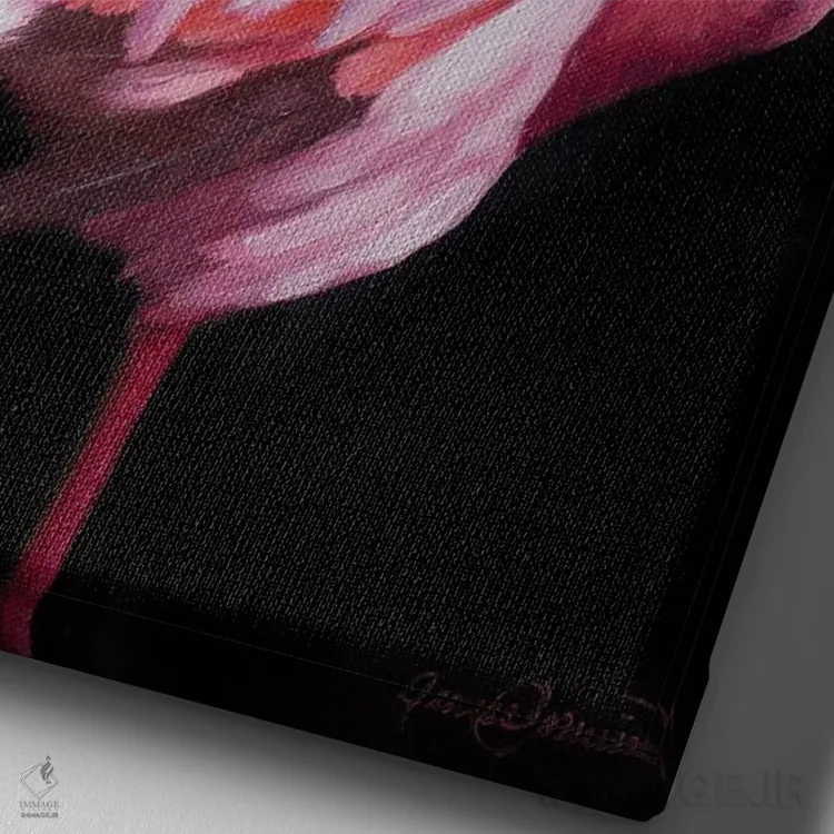 تابلو دکوراتیو فلامینگو II اثر جیمز کوروین - نمای نزدیک بافت بوم