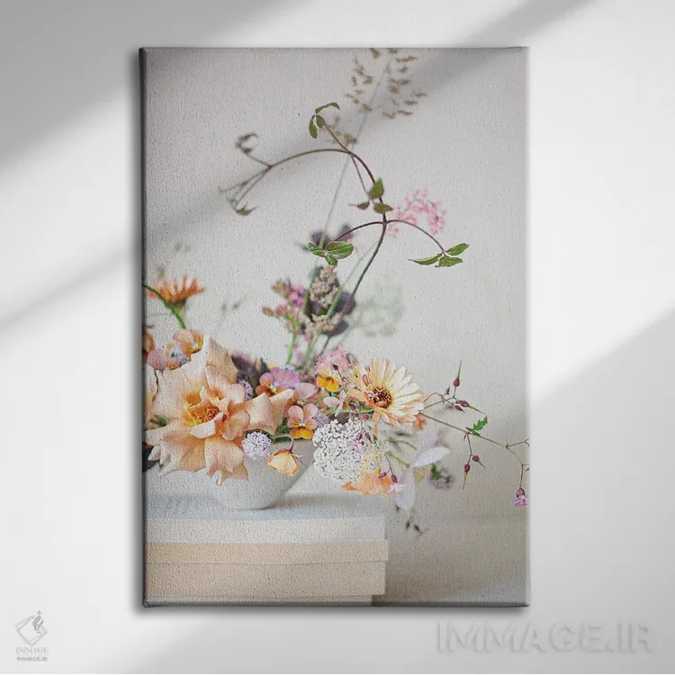 تابلو دکوراتیو رز ژولیا اثر کورنلیا وبر - نمای روبهرو روی دیوار