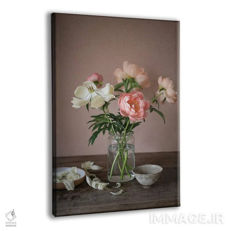 تابلو دکوراتیو گل صدتومانی کورال چارم اثر کورنلیا وبر - نمای پرسپکتیو محصول