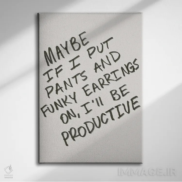 تابلو مینیمال کار از خانه اثر کروموآی - نمای روبهرو روی دیوار